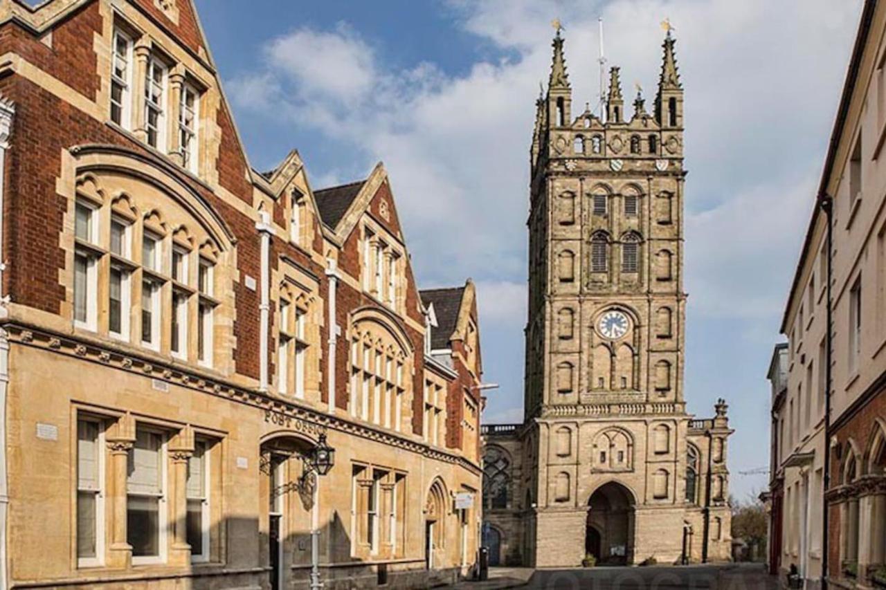 Warwick Post Office Apartment Bagian luar foto